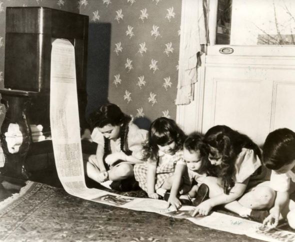 Children Reading a Wireless Faxed Newspaper, 1938