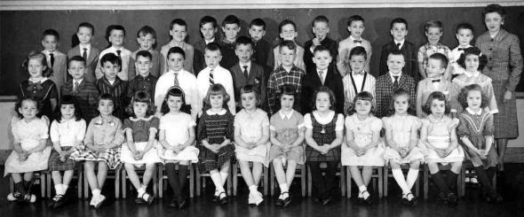 Don't look for me - this is someone else's 1961 kindergarten class